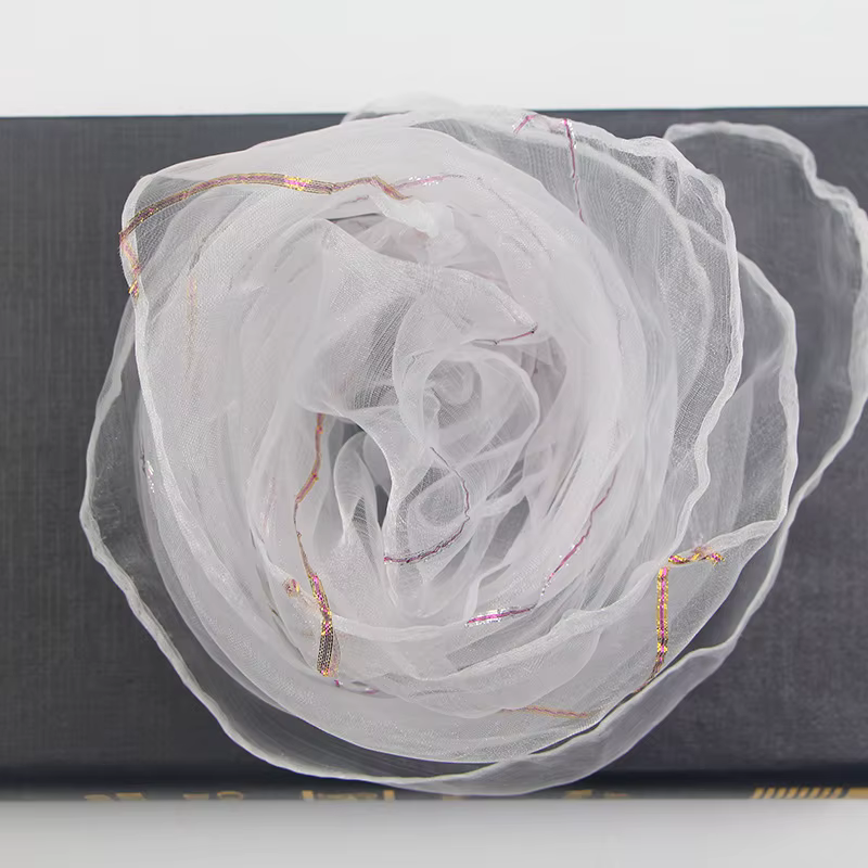 Foulard de cou et de tête pour la présidence