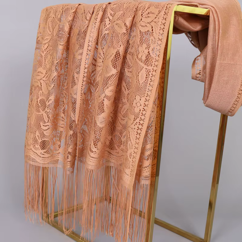 Châle en dentelle évidée pour femmes musulmanes