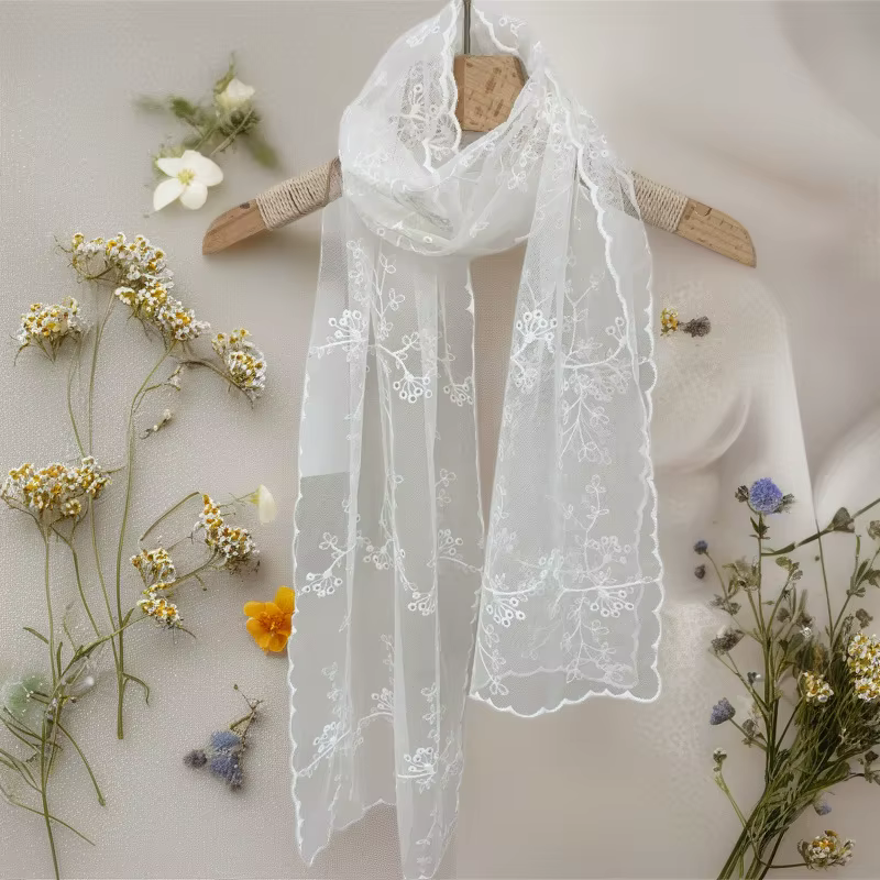 Nouvelle dentelle longue écharpe brodée petite fleur soie femme Version coréenne littéraire rétro polyvalent décoratif châle été