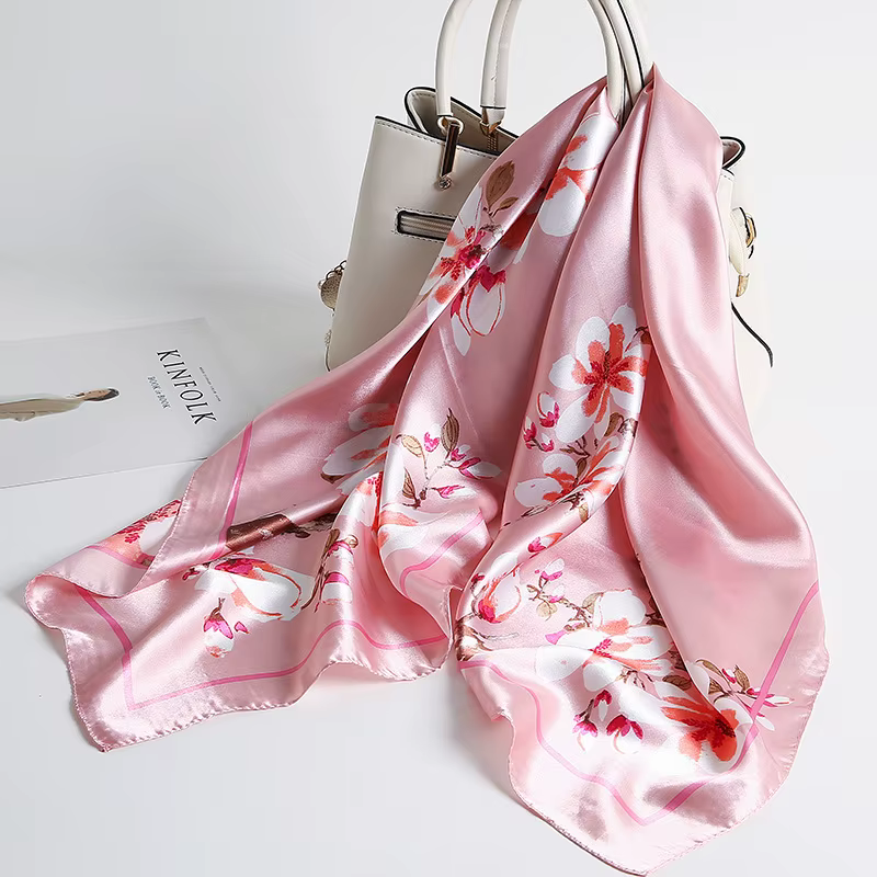 Foulard carré en soie polyvalent de 90cm