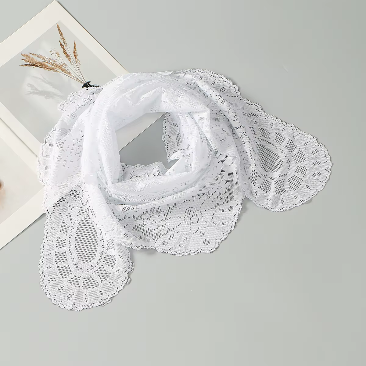 Mode femmes écharpe triangulaire évider dentelle broderie châle Hijab solide mouchoir à fleurs grande taille