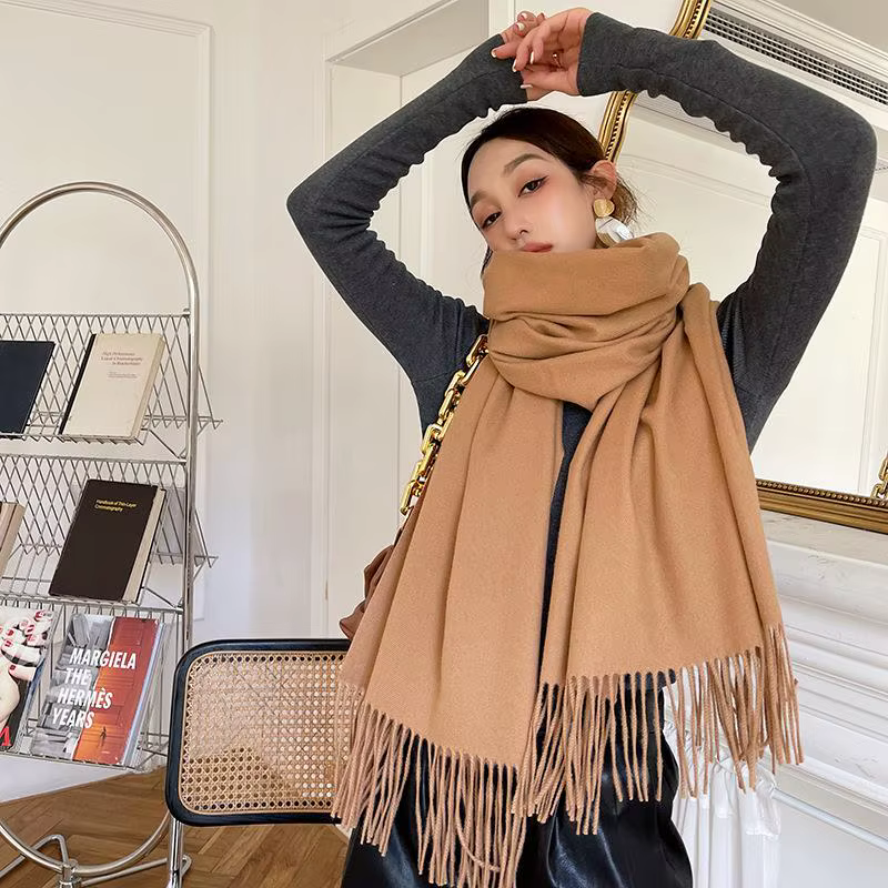 Nouveau foulard noir en cachemire pour femme