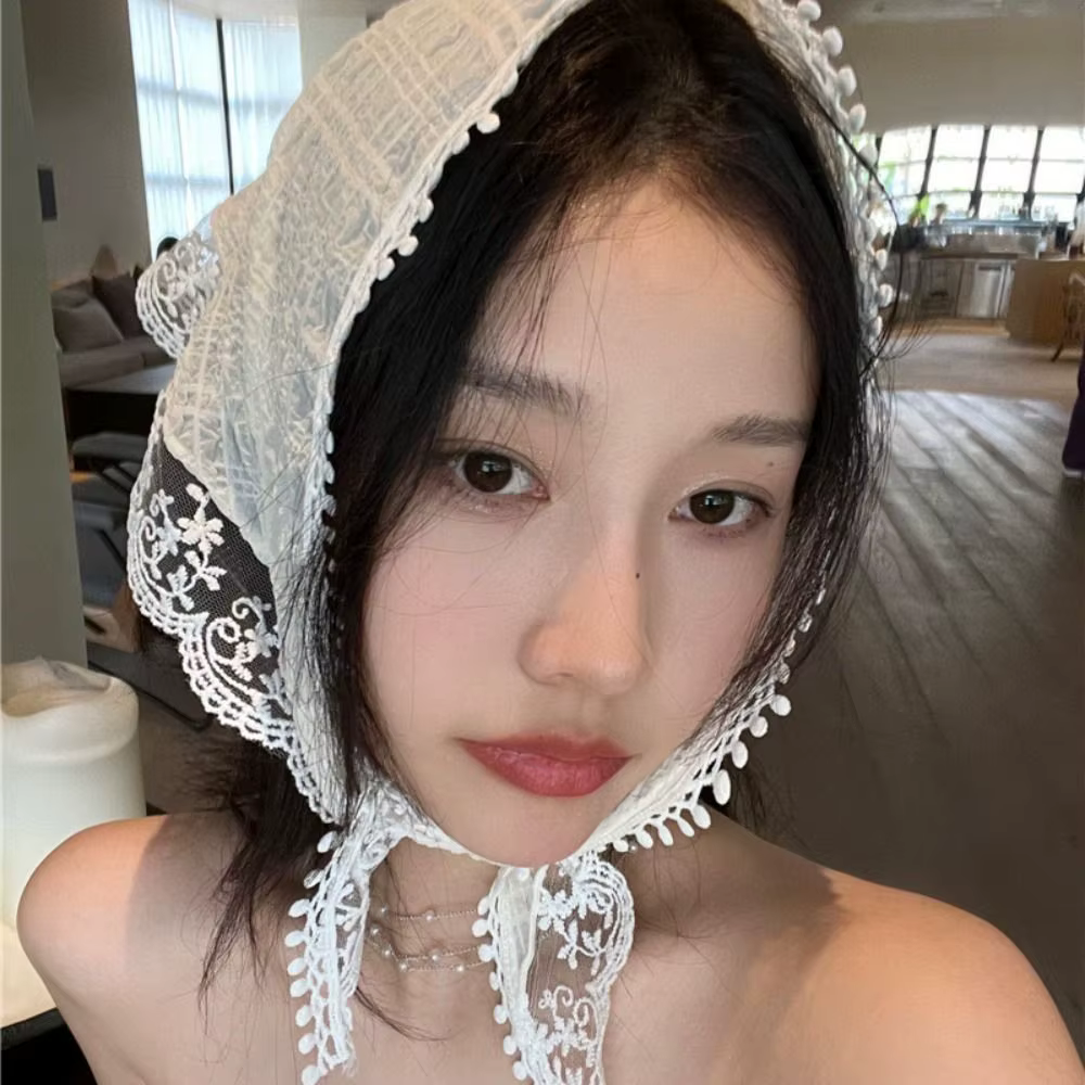 Foulard de plage en dentelle douce