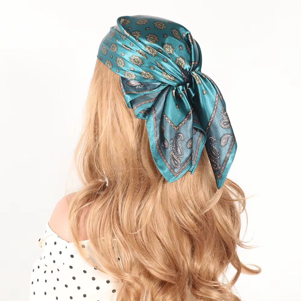 Foulard bleu et blanc pour femmes