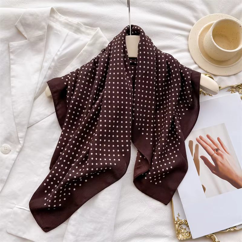 Marque de luxe châle carré écharpe pour femmes coton lin Hijab mode enveloppes foulard femme bandes de cheveux ruban bandeau Bandana