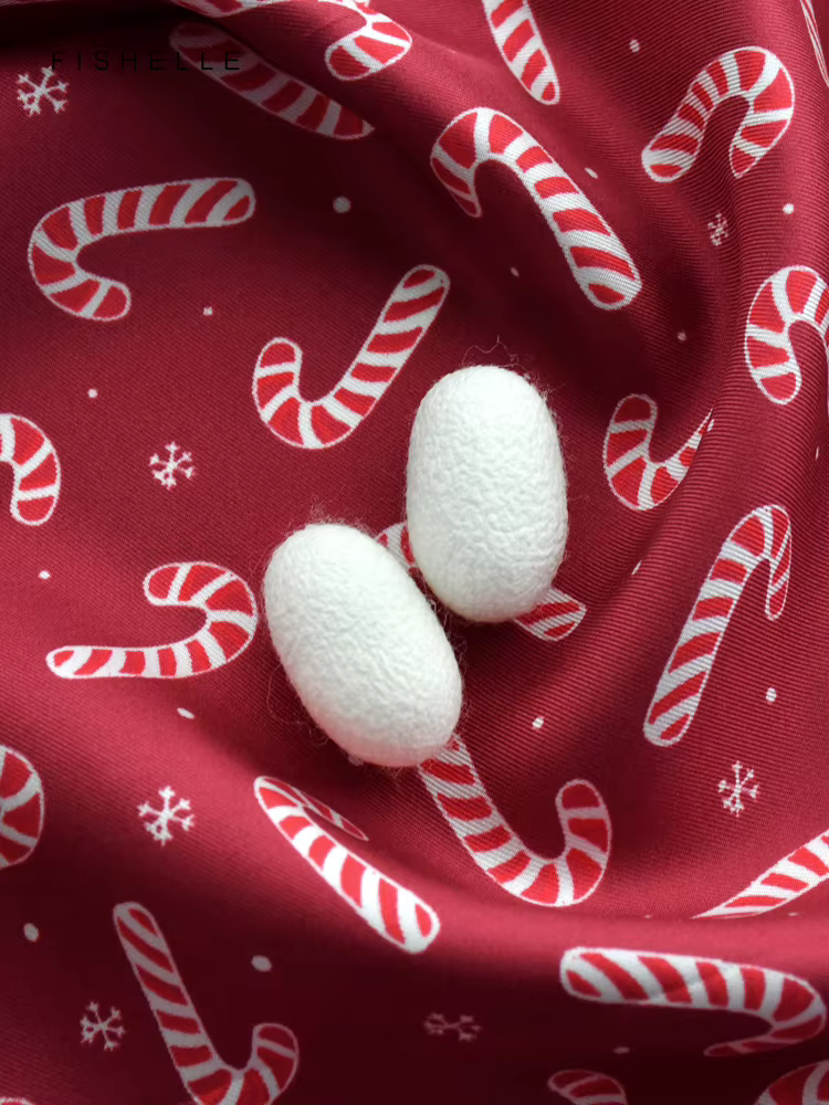 Foulard en sergé de soie rouge pour femmes et enfants