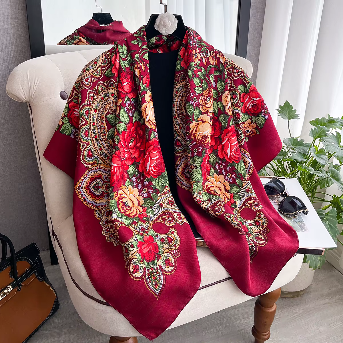 Femmes russe écharpe florale Style ethnique carré Bandana foulards dames mouchoir bandeau foulard en soie enveloppes de cheveux 2025
