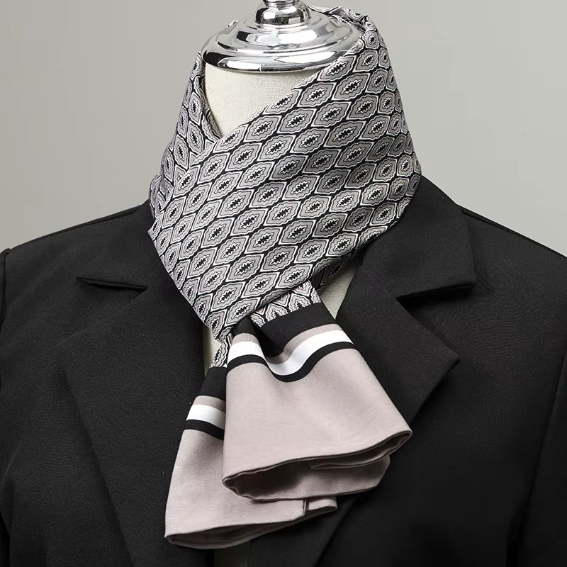 Foulard en soie pour hommes
