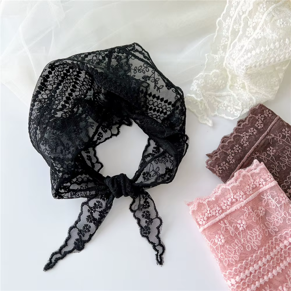 Écharpe en dentelle évidée pour femme