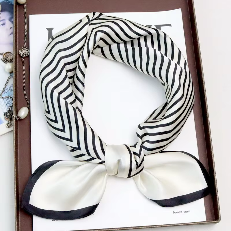Foulard de cou en soie de mûrier Pure 100%
