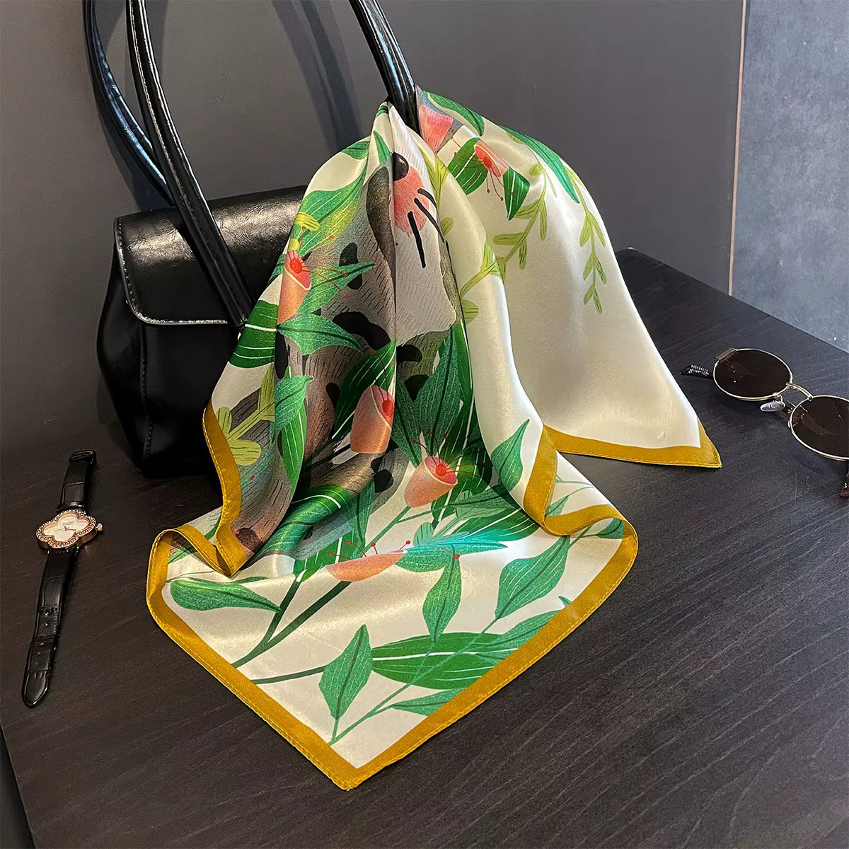 100% foulard en soie de mûrier pour femmes mignon dessin animé chat imprimé