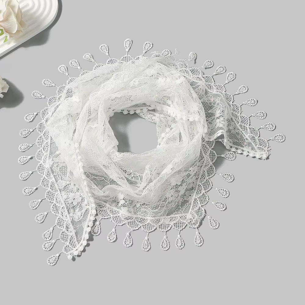 Foulard de tête vintage en dentelle à fleurs