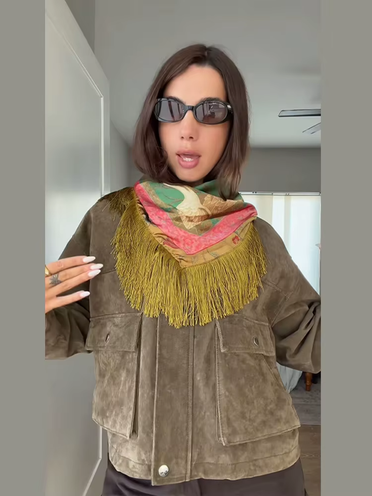 Cardigan en jacquard à panneaux et pompons pour femme