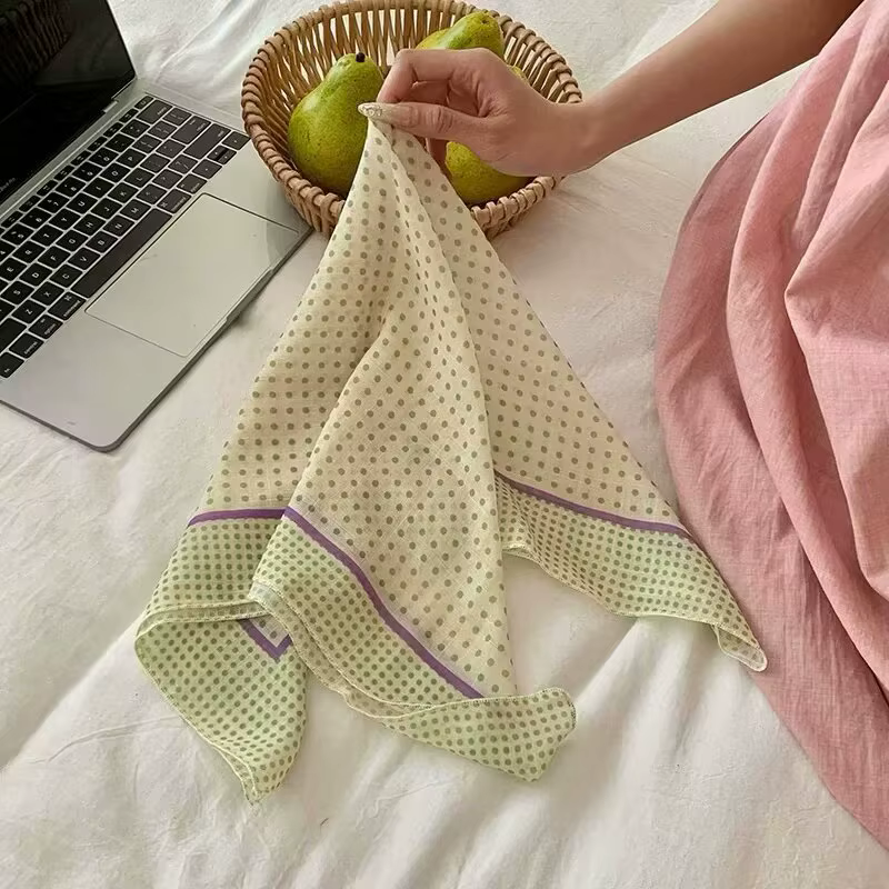 Écharpe pour femmes, petites foulards carrés de style coréen