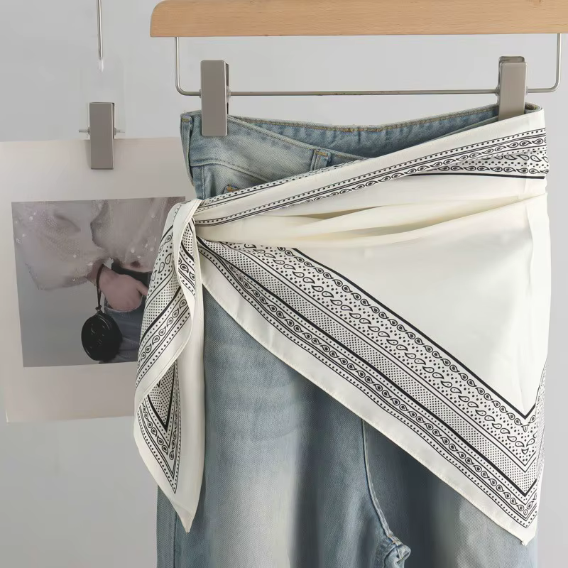 Écharpe triangulaire en sergé Stackable Wear