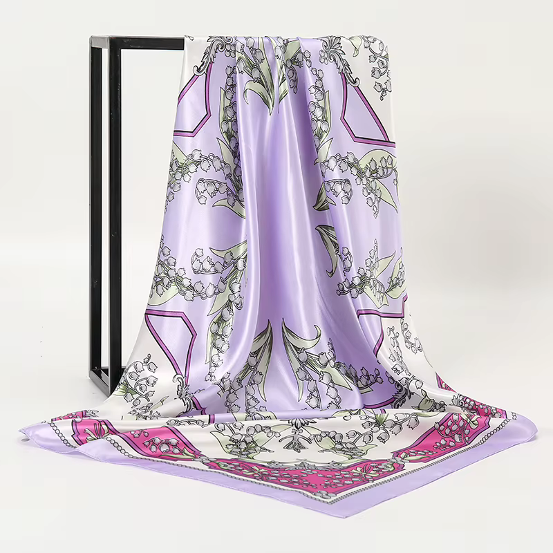 Foulard carré en soie pour femmes