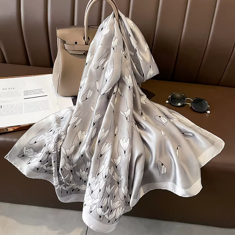 Foulard en soie de luxe espagnol