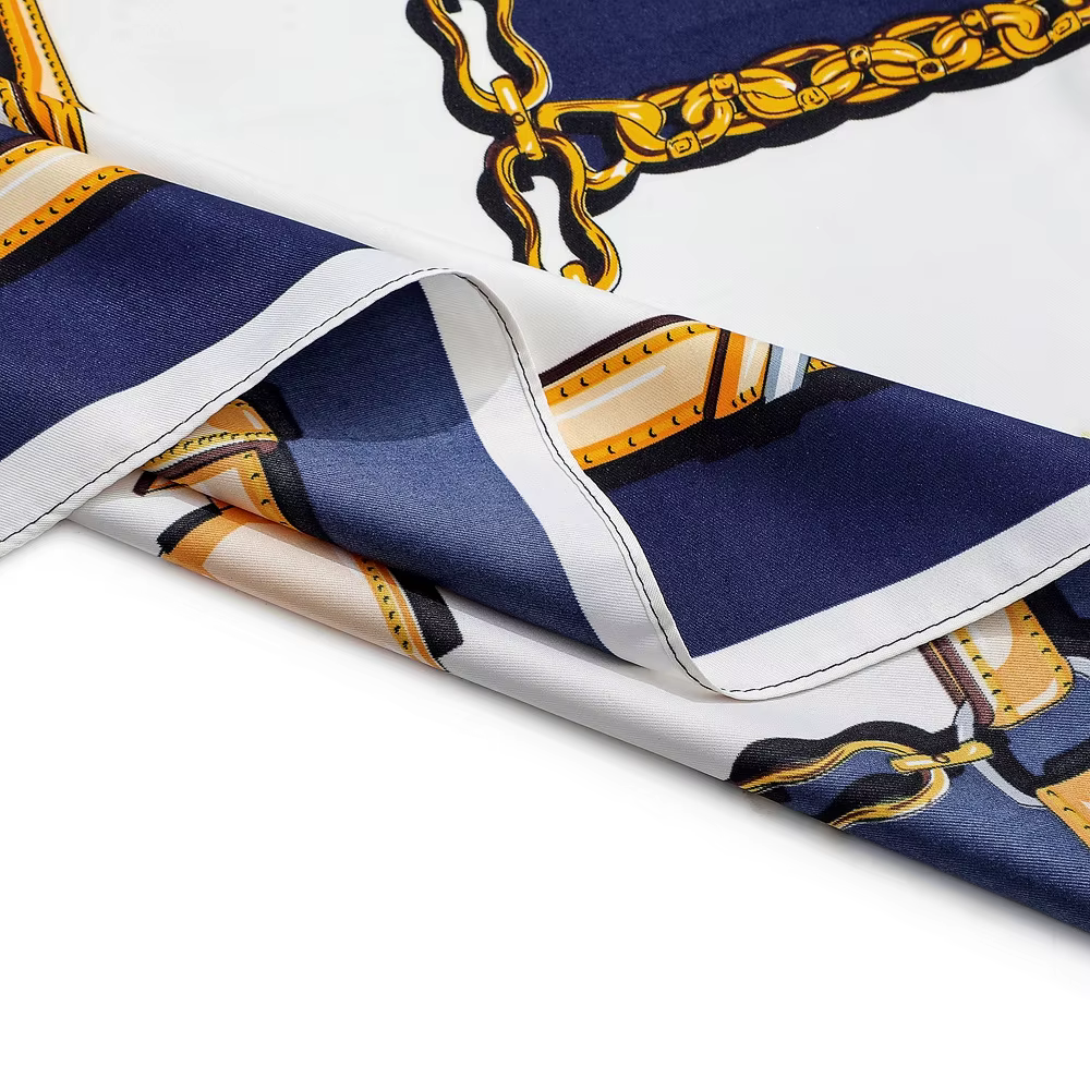 Grand foulard carré en soie pour femme 130x130cm