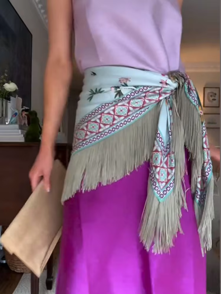 Écharpe Chic Imprimée à Pompons pour Femme