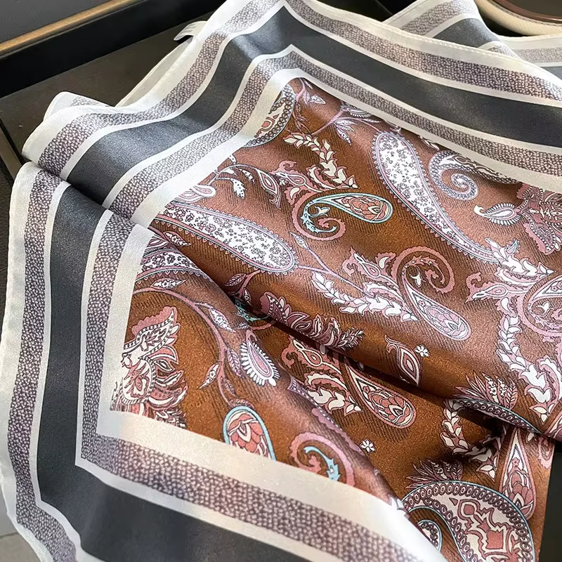 Paisley cheveux foulard femmes luxe 100% véritable soie naturelle cou foulards léger carré Bandana