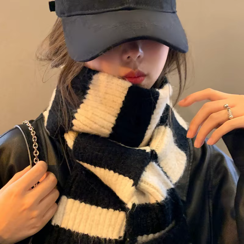 Coréen noir blanc rayé écharpe pour les femmes mode couleur bloc laine foulards coupe-vent chaud foulard cou protecteur Snood