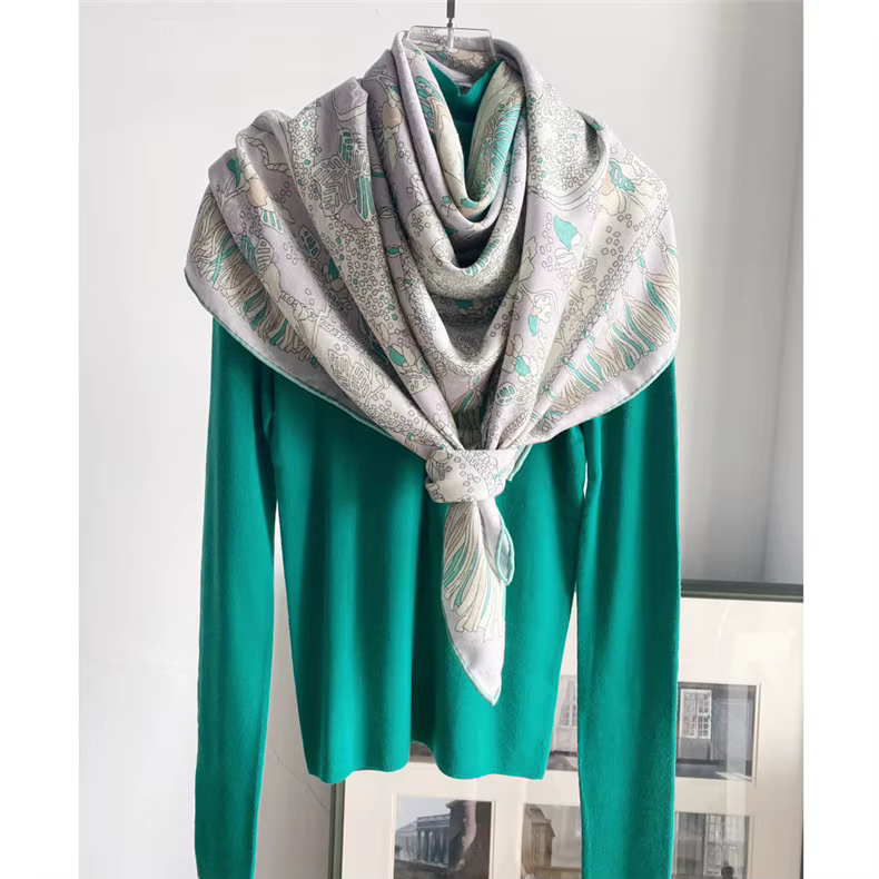Foulard carré sergé pour femme