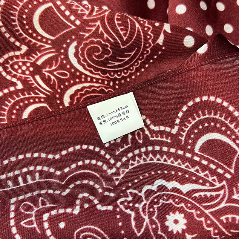 Homme Écharpe 100% Réel Soie Bandana Foulard Rouge Paisley Cravate Cou Foulards Costume Angleterre Imprimé