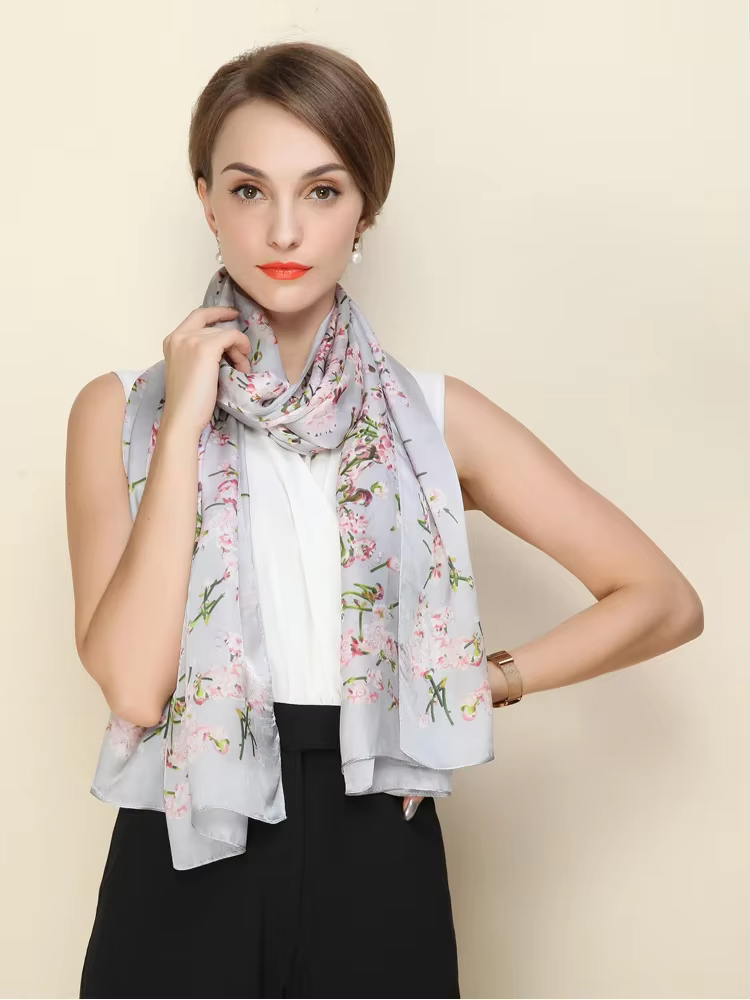 Foulard en soie de mûrier pour femmes