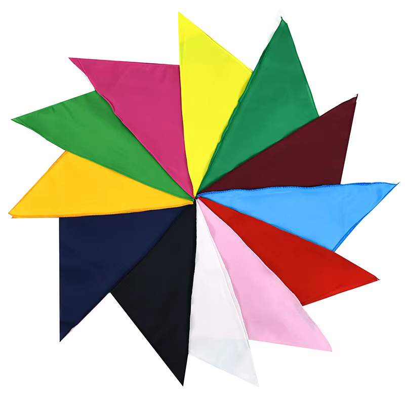 Foulard triangulaire personnalisé en coton 100% pour hommes et femmes