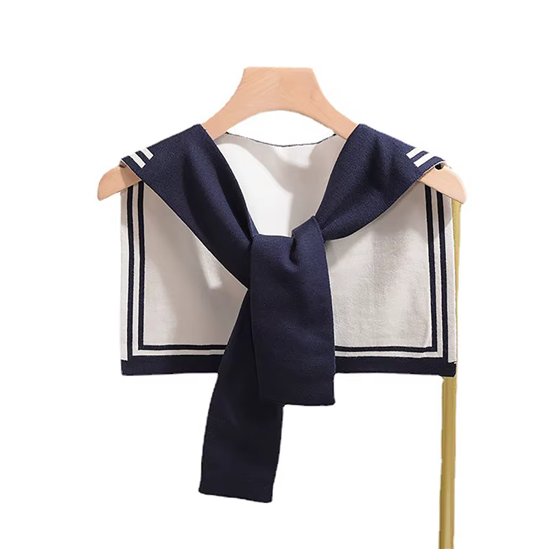 Cape nouée en tricot de laine à rayures de la marine du collège coréen