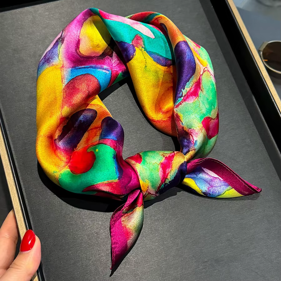 Foulard de cou en soie de mûrier 100% naturel pour femmes