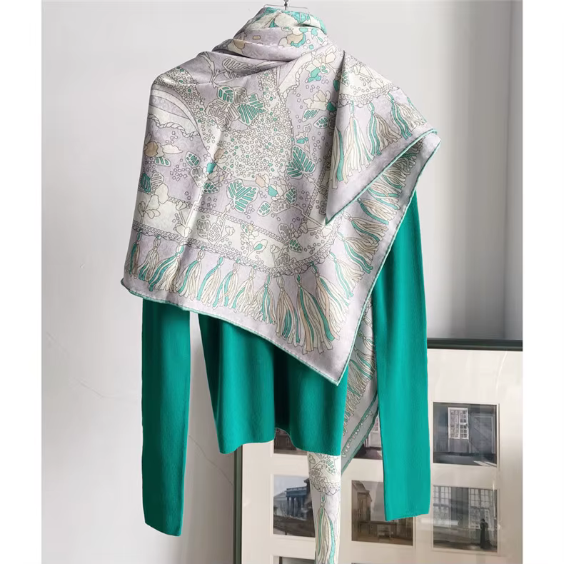 Foulard carré sergé pour femme