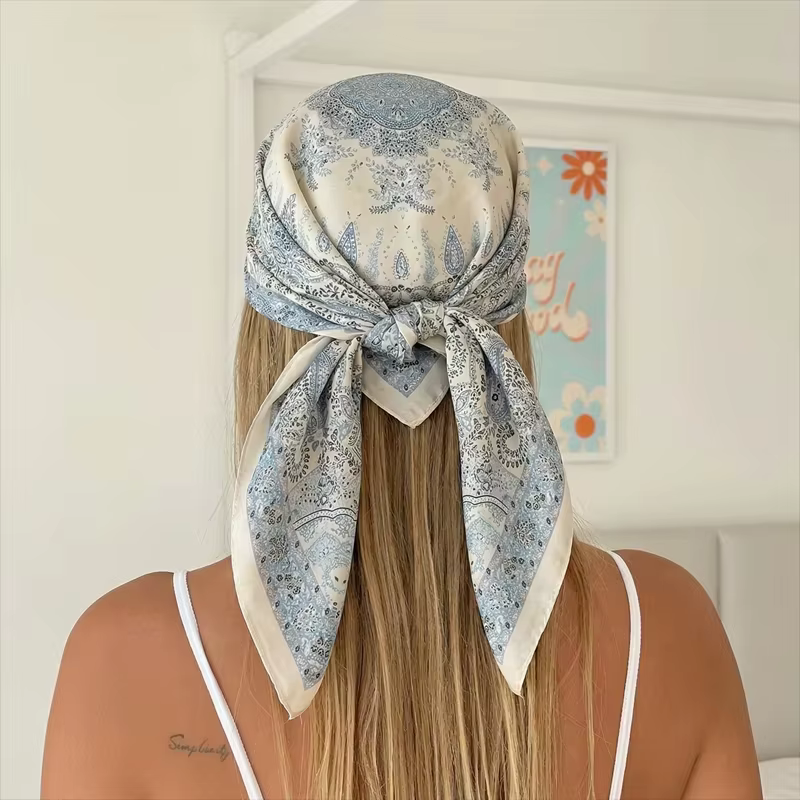 Foulard en soie imprimé cachemire