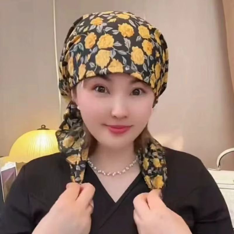 Chapeau-écharpe décontracté à motif floral