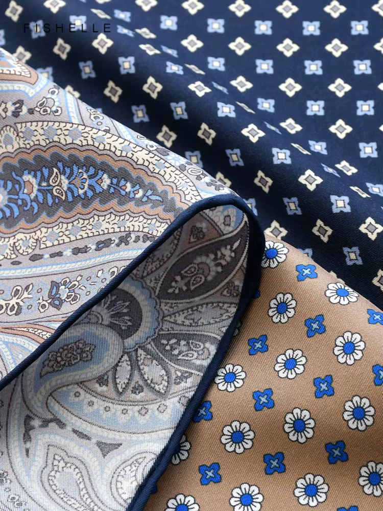 Petit Foulard Carré en Soie Naturelle Patchwork de Couleur Camel